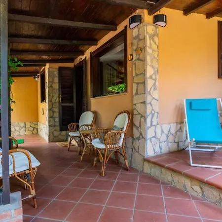 Casa Bea A 150 Metri Dalla Vakantiehuis Torre delle Stelle